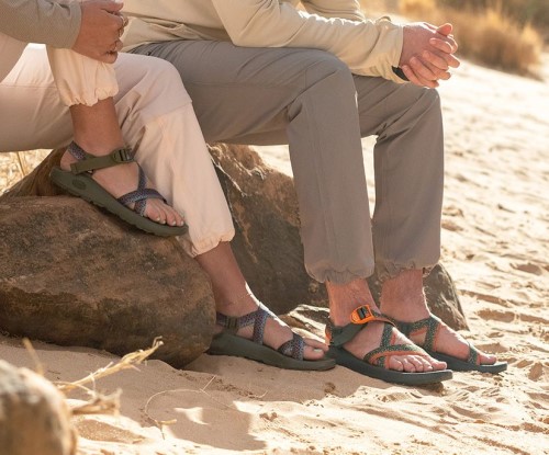 Chacos Femme X Thomas Rhett Z/2 Classic Arc-en-truite Chaud